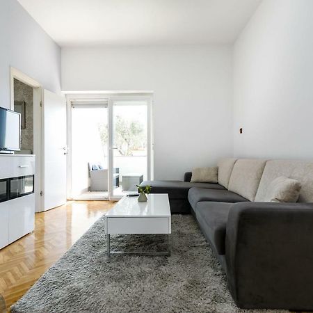 Apartments Mate Balote 54 Krk Eksteriør bilde